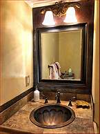 The Connecticut River Valley Inn