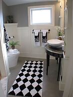 The Connecticut River Valley Inn