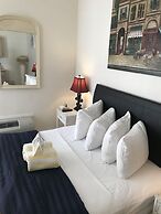 New Orleans House - Gay Men Adult Resort