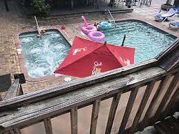 New Orleans House - Gay Men Adult Resort