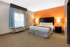 La Quinta Inn & Suites by Wyndham Houston Bush Intl Airpt E