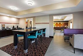 La Quinta Inn & Suites by Wyndham Houston Bush Intl Airpt E