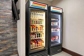 La Quinta Inn & Suites by Wyndham Houston Bush Intl Airpt E