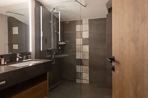 Hotel Seespitz Seefeld Superior - Adults & Residents Only