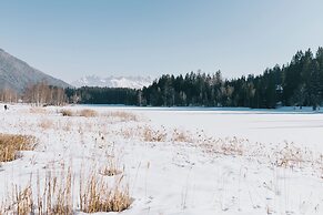 Hotel Seespitz Seefeld Superior - Adults & Residents Only