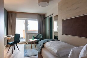 Hotel Seespitz Seefeld Superior - Adults & Residents Only