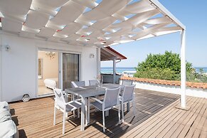 Antigoni Seaside Resort