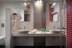 Antigoni Seaside Resort