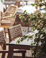 Antigoni Seaside Resort