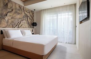 Antigoni Seaside Resort