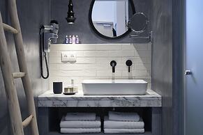 Antigoni Seaside Resort