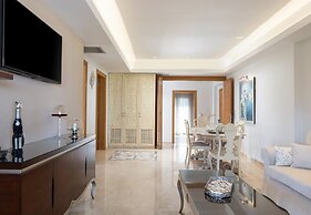 Antigoni Seaside Resort