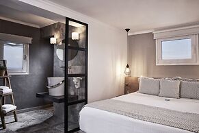 Antigoni Seaside Resort