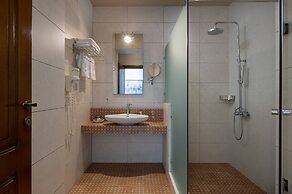 Antigoni Seaside Resort