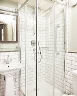 Red Lion Hotel Adderbury by Greene King Inns