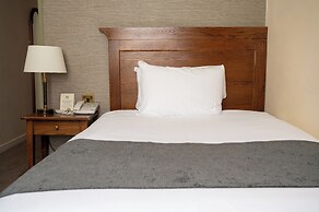 Antelope Hotel by Greene King Inns