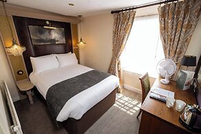 Antelope Hotel by Greene King Inns