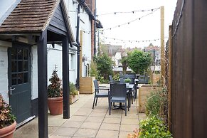 Bull Hotel Halstead by Greene King Inns