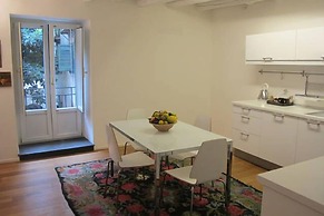 BB 22 Charming Rooms & Apartments