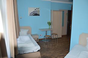 Akira Bed & Breakfast