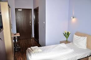 Akira Bed & Breakfast