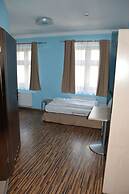 Akira Bed & Breakfast