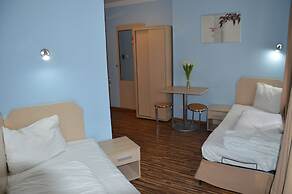 Akira Bed & Breakfast