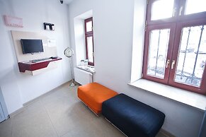 Akira Bed & Breakfast