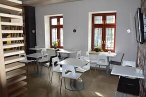 Akira Bed & Breakfast