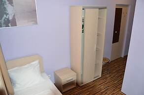 Akira Bed & Breakfast