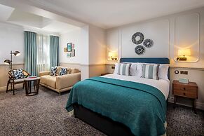 White Horses by Everly Hotels Collection