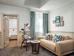 White Horses by Everly Hotels Collection