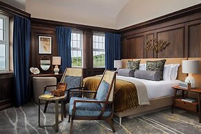 White Horses by Everly Hotels Collection