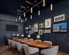 White Horses by Everly Hotels Collection