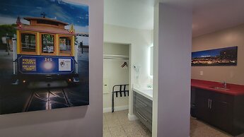 Presidio Parkway Inn