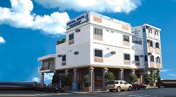 Guayaquil Hostel Suites Madrid
