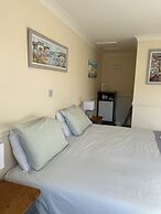 Halfway House Inn Country Lodge