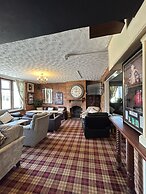 Halfway House Inn Country Lodge