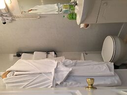 Brookville Guest House