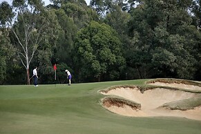 Chateau Elan At The Vintage