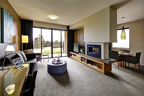 Chateau Elan At The Vintage