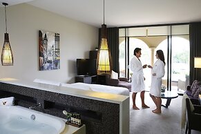 Chateau Elan At The Vintage