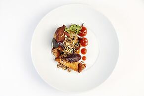 Chateau Elan At The Vintage