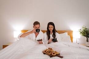 Chateau Elan At The Vintage