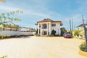 Oak Plaza Hotel - East Legon