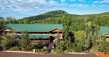 Eagle Ridge Resort at Lutsen Mountains