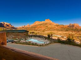 Hotel De Novo Springdale, Tapestry Collection by Hilton