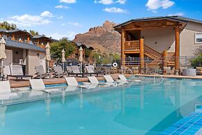 Hotel De Novo Springdale, Tapestry Collection by Hilton