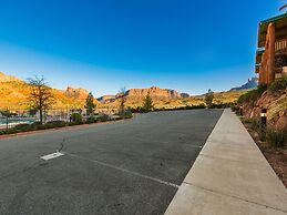 Hotel De Novo Springdale, Tapestry Collection by Hilton