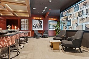 Hotel De Novo Springdale, Tapestry Collection by Hilton